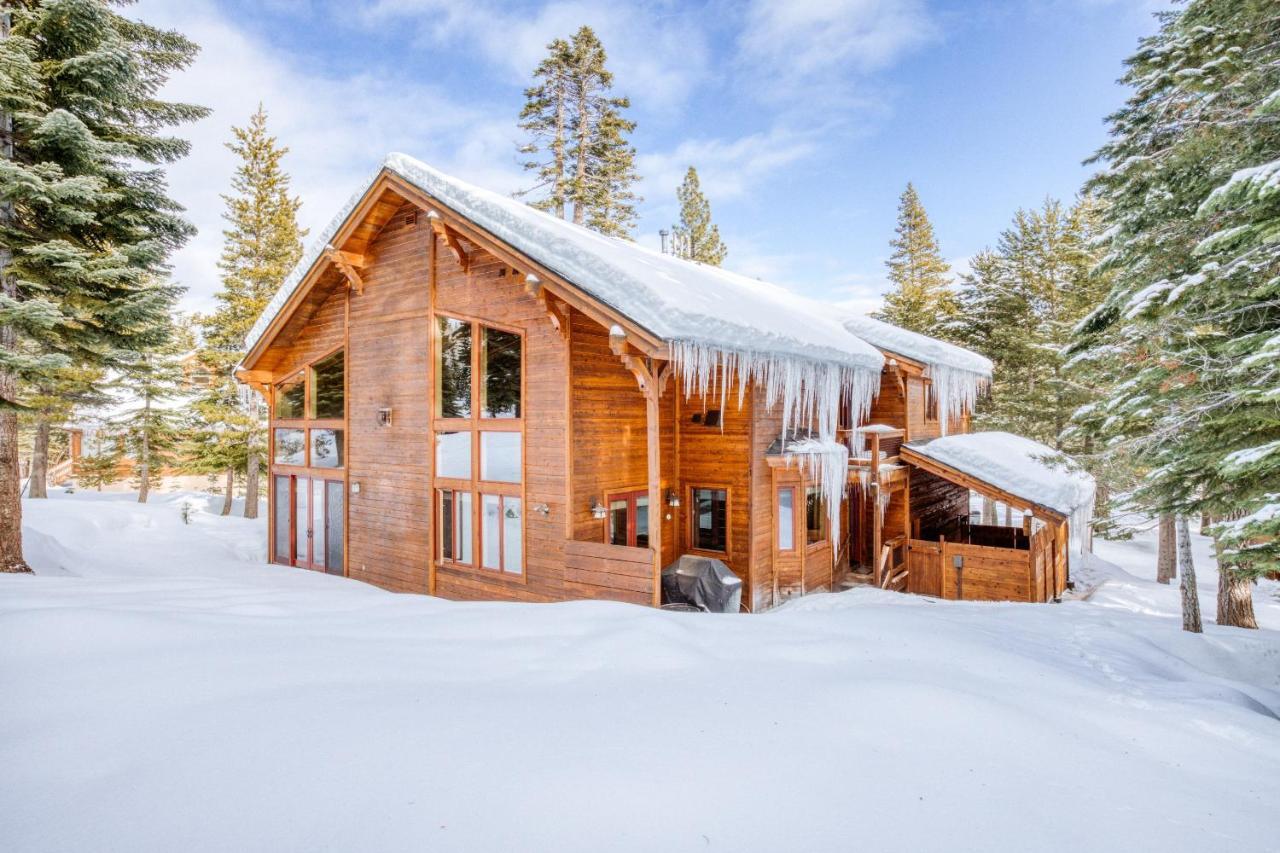 Bear Meadows Lodge - Hot Tub - Tahoe Donner Home Траки Экстерьер фото